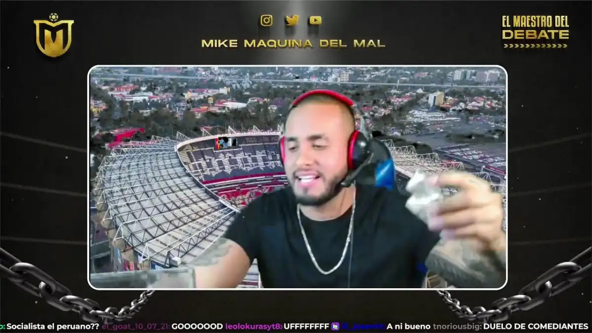 Streamer mexicano harto de la posibilidad de que Argentina gane las figuritas Mundial 2026